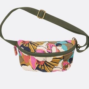 Billabong “Surfs up”  fanny pack in Rose